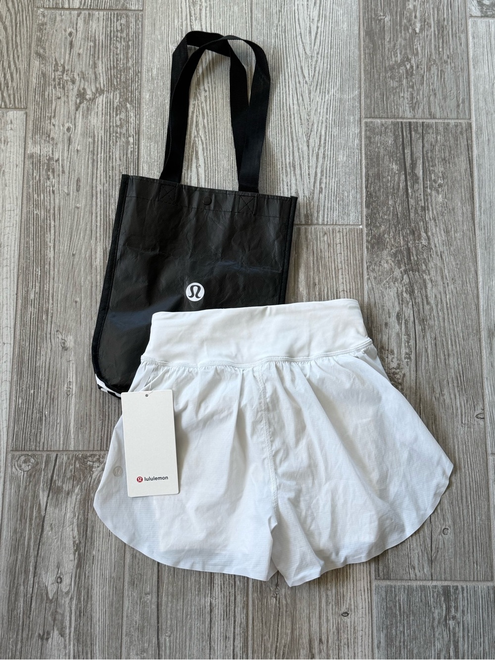 Lululemon Fast and free 2-in-1 HR Short 3” Reflective White Athletic  size 0